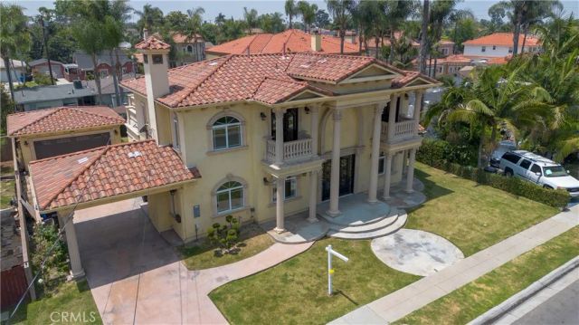 8542 11th, Downey, CA 90241
