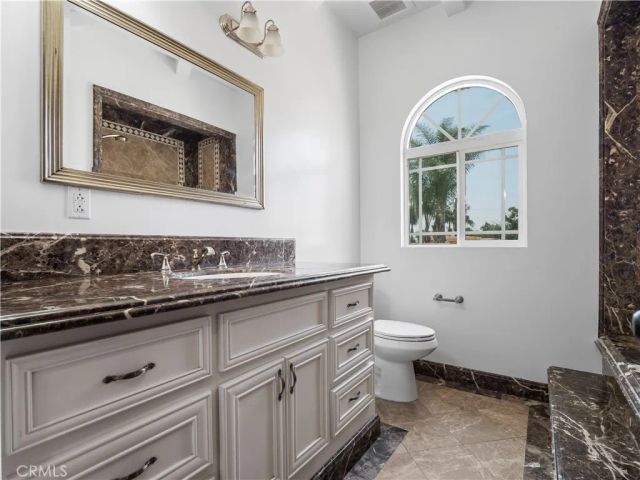 8542 11th, Downey, CA 90241