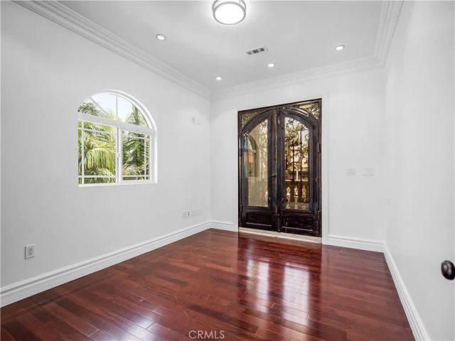8542 11th, Downey, CA 90241