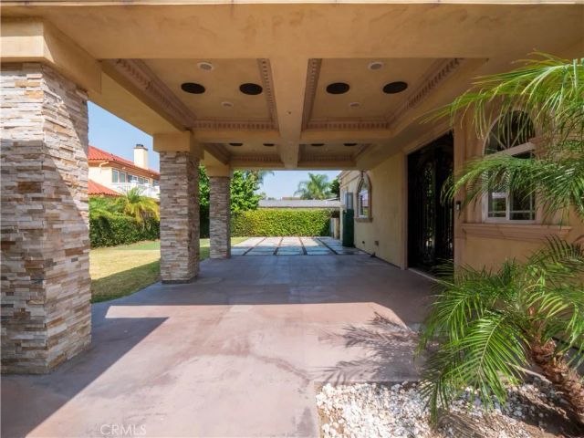 8542 11th, Downey, CA 90241