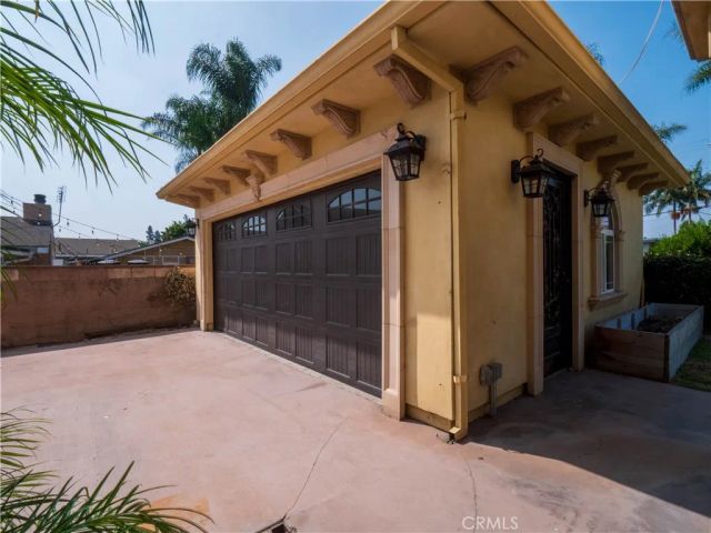 8542 11th, Downey, CA 90241