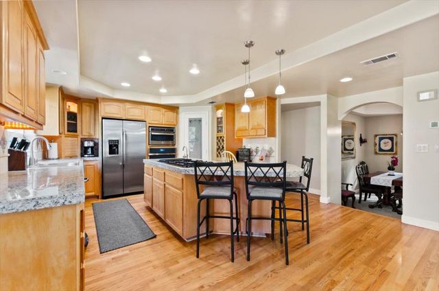 3720 Four Springs Dr, Rescue, CA 95672