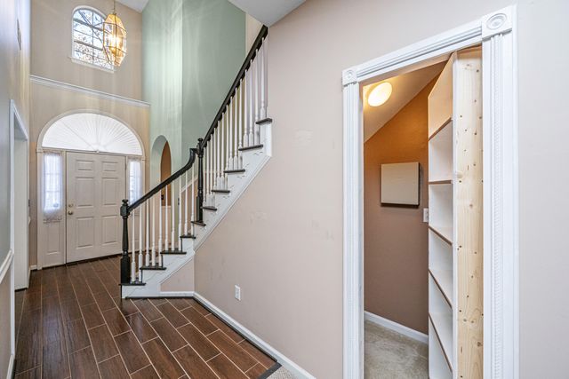 8708 Chamblee Court, North Charleston, SC 29420