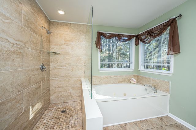 8708 Chamblee Court, North Charleston, SC 29420