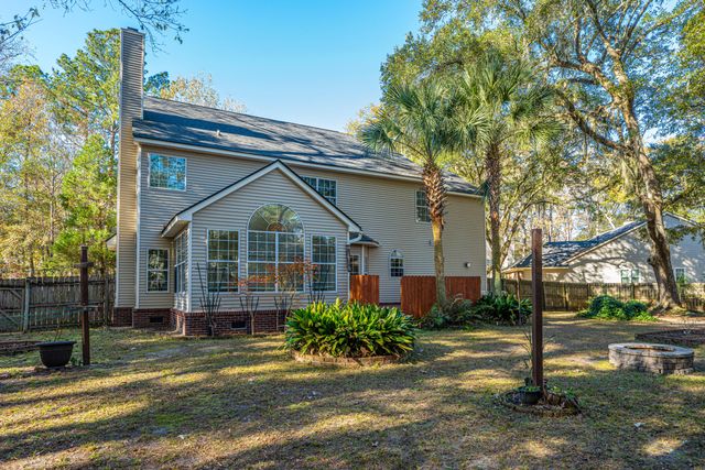 8708 Chamblee Court, North Charleston, SC 29420