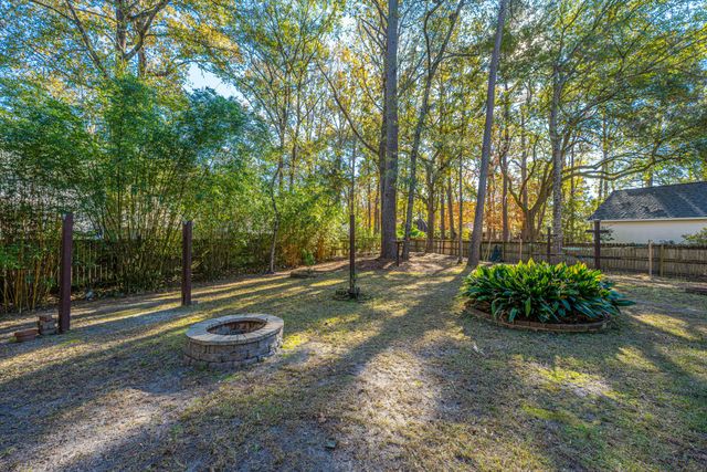 8708 Chamblee Court, North Charleston, SC 29420