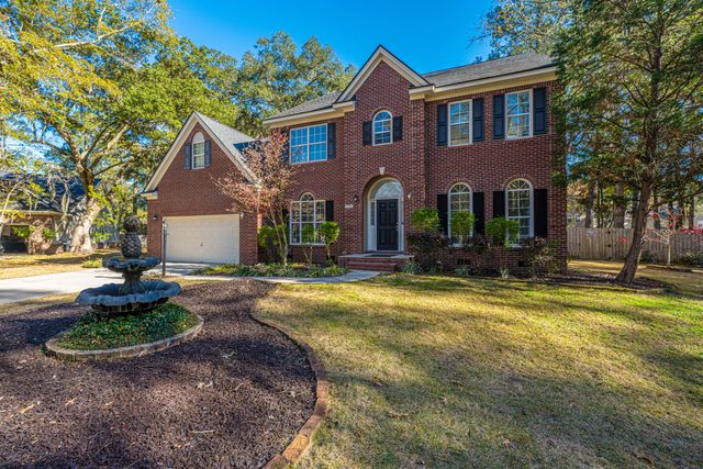 8708 Chamblee Court, North Charleston, SC 29420