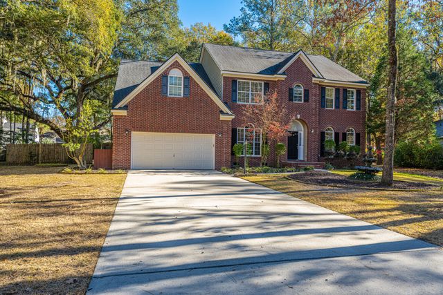 8708 Chamblee Court, North Charleston, SC 29420