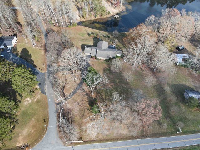 490 Hickory Nut Road, Inman, SC 29349