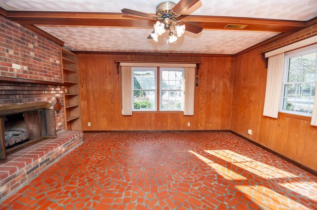 490 Hickory Nut Road, Inman, SC 29349