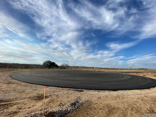 128 Sylas Hayes Loop, Leming, TX 78064