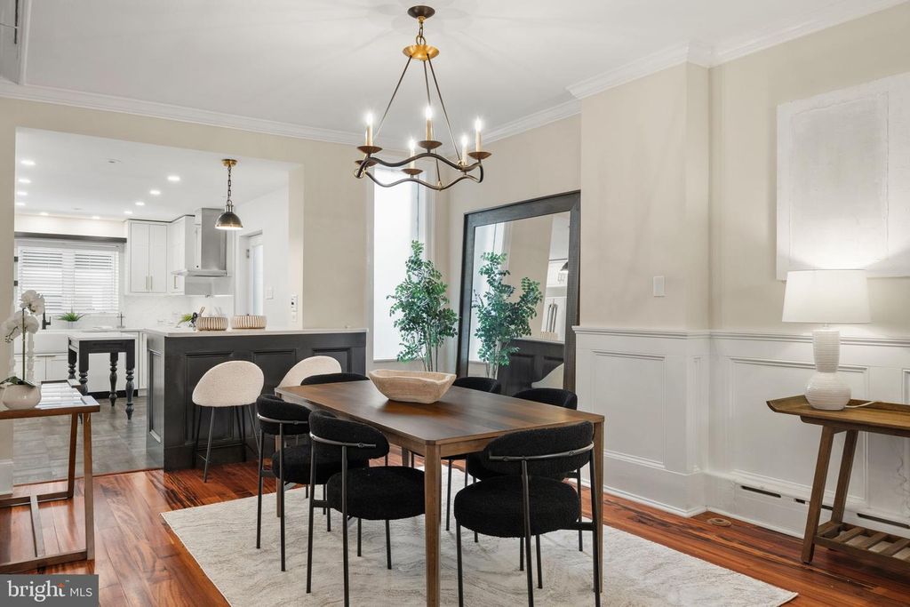2207 PINE ST, PHILADELPHIA, PA 19103 — photo 4