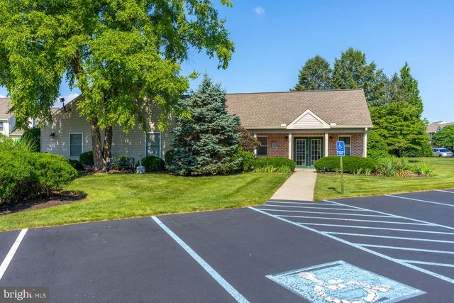 259 RIDINGS CIR, Macungie, PA 18062