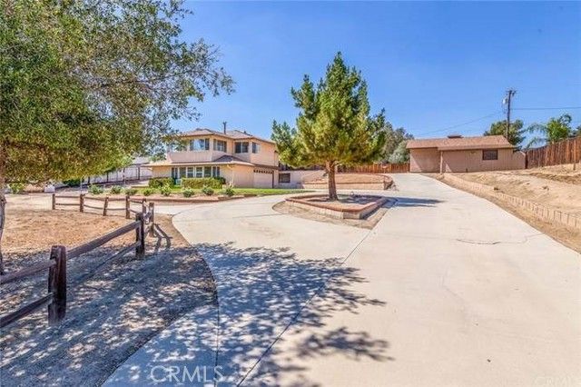 40330 Indian Tree Drive, Hemet, CA 92544