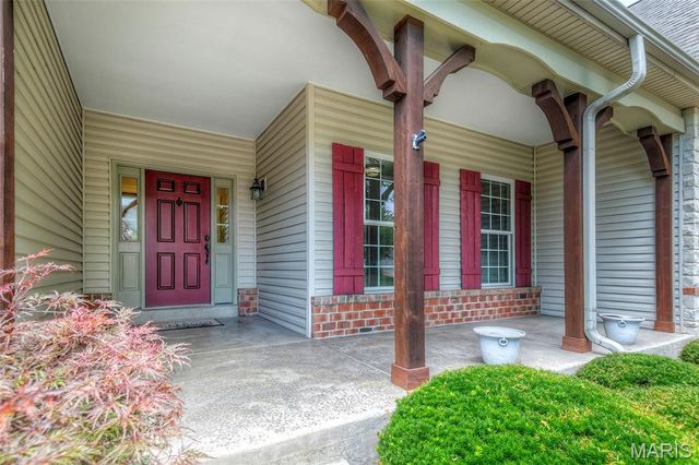1209 Silver Fern Drive, Lake St Louis, MO 63367