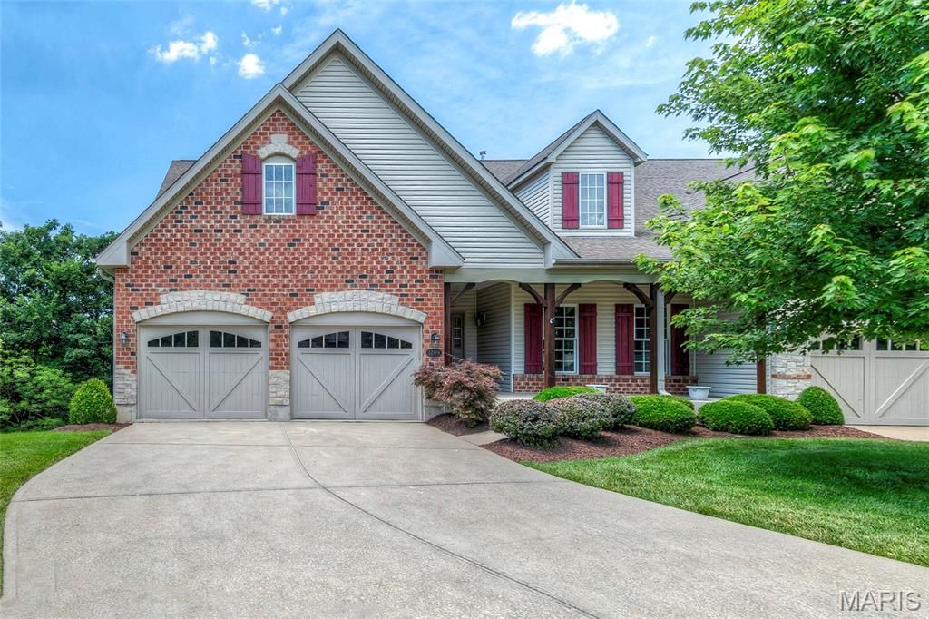 1209 Silver Fern Drive, Lake St Louis, MO 63367