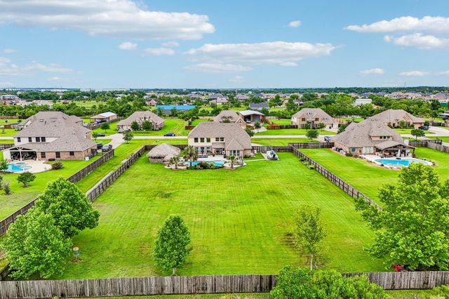 4410 Clearwater Road, Baytown, TX 77523