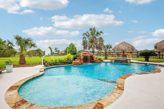 4410 Clearwater Road, Baytown, TX 77523