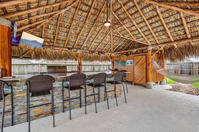 4410 Clearwater Road, Baytown, TX 77523