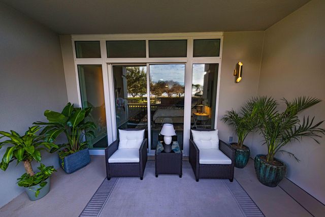 113 N Plaza Ct. Court T-3, Mount Pleasant, SC 29464