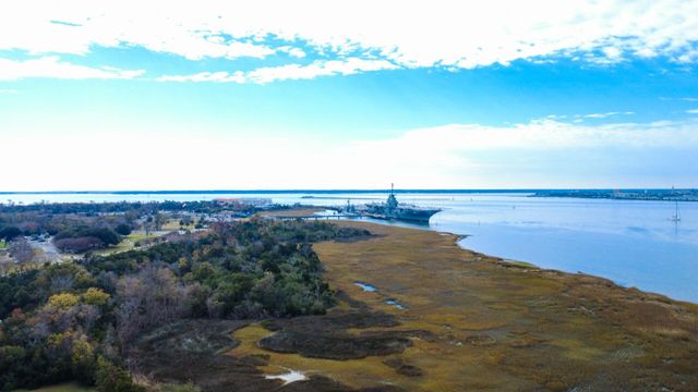 113 N Plaza Ct. Court T-3, Mount Pleasant, SC 29464