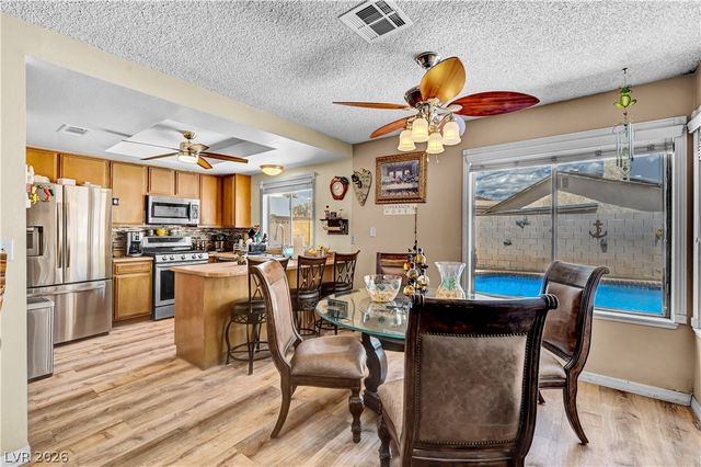 5614 Grossmont Avenue, Las Vegas, NV 89110