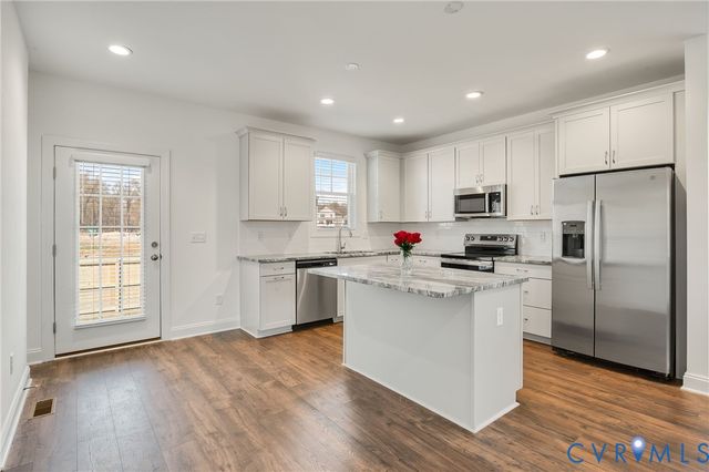 665 Ellens Haven Aly, Richmond, VA 23222