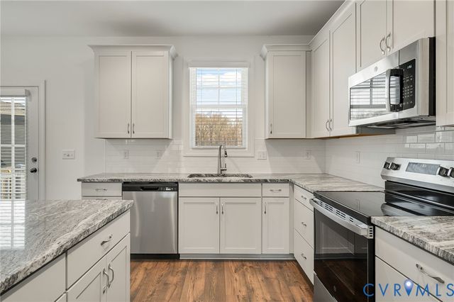 665 Ellens Haven Aly, Richmond, VA 23222
