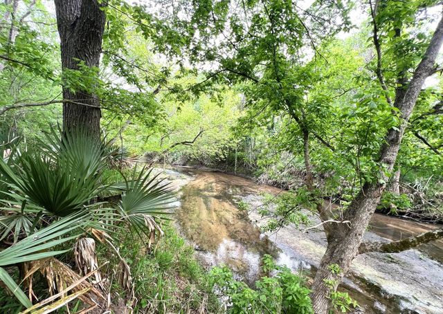10463 Highway 36, Bellville, TX 77418