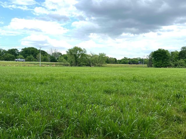 10463 Highway 36, Bellville, TX 77418