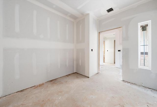 12505 Dolche Vita Drive, Yukon, OK 73099