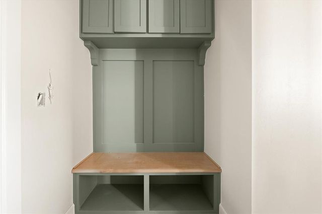 12505 Dolche Vita Drive, Yukon, OK 73099