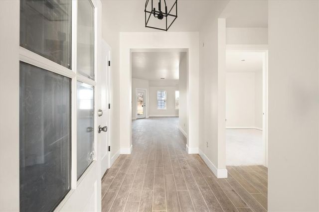 12505 Dolche Vita Drive, Yukon, OK 73099