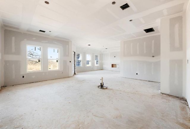 12505 Dolche Vita Drive, Yukon, OK 73099