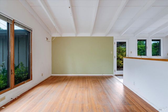 852 Austin Ave, Sonoma, CA 95476