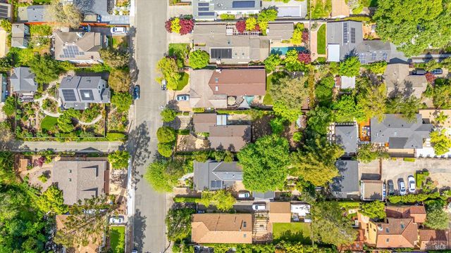 852 Austin Ave, Sonoma, CA 95476