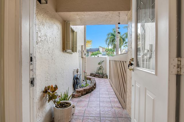 22860 Ironwedge Drive, Boca Raton, FL 33433