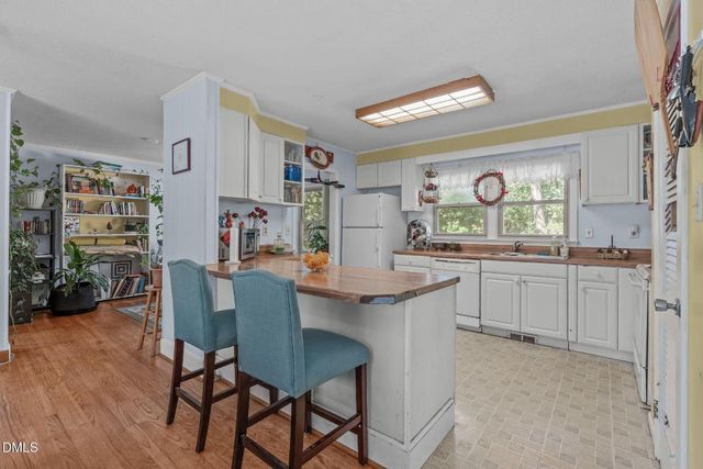 220 Gordon Street, Cary, NC 27511