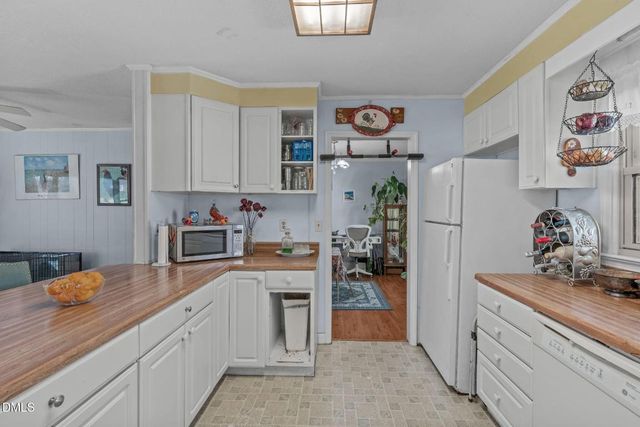 220 Gordon Street, Cary, NC 27511