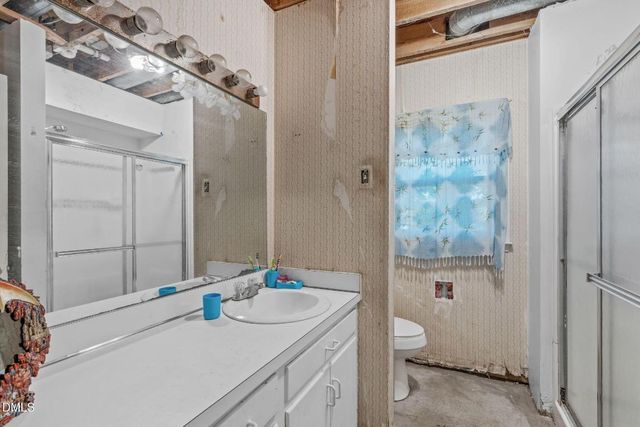 220 Gordon Street, Cary, NC 27511