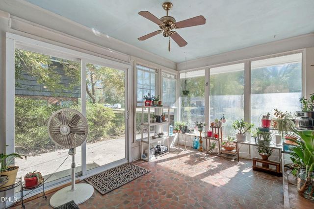 220 Gordon Street, Cary, NC 27511