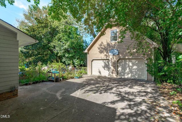 220 Gordon Street, Cary, NC 27511