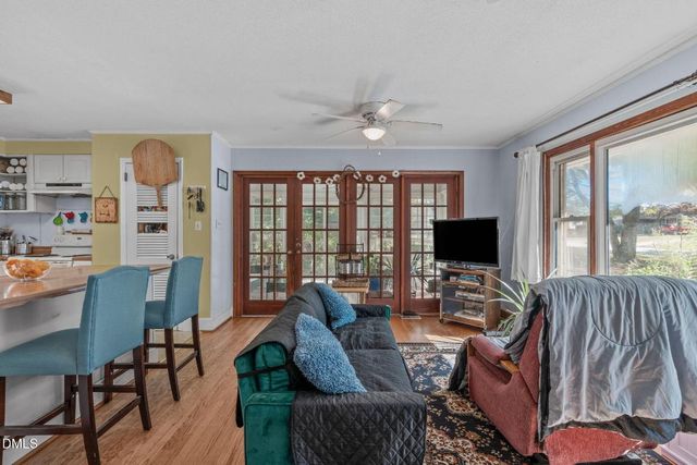 220 Gordon Street, Cary, NC 27511