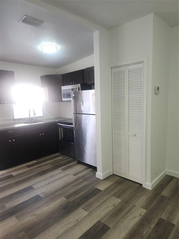1726 SW 25th Ave B, Miami, FL 33145