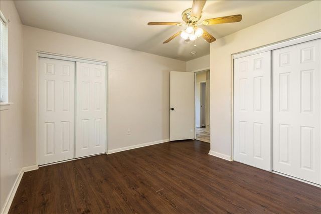 5 NW 57th St, Lawton, OK 73505