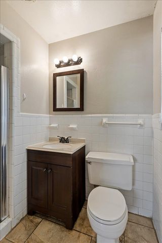 5 NW 57th St, Lawton, OK 73505