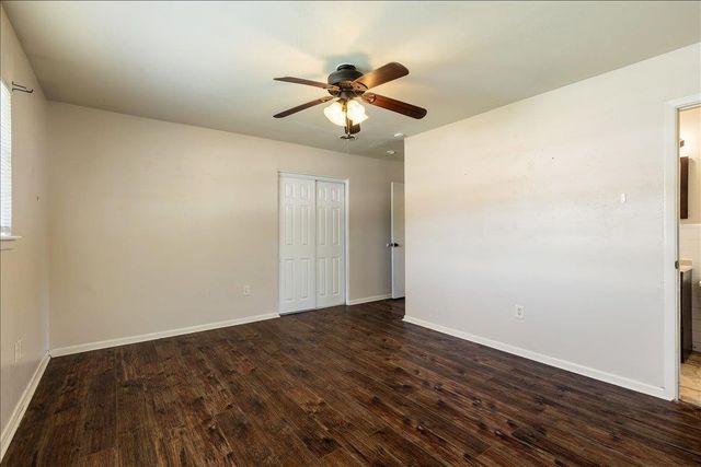 5 NW 57th St, Lawton, OK 73505