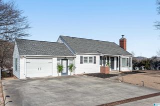 110 ADAMS AVENUE, Oneonta, AL 35121