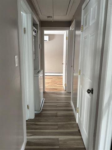 15 Mida Court 2A, West Babylon, NY 11704