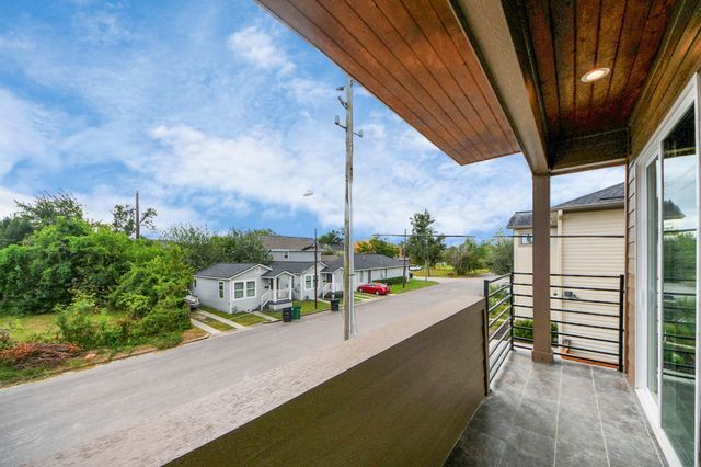 3419 Arlington Street, Houston, TX 77018